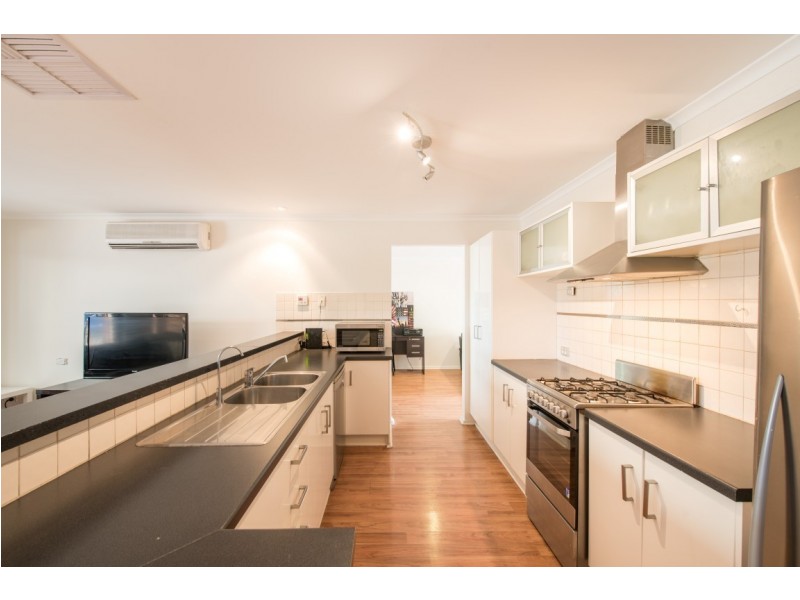5 Explorer Court, Woodcroft SA 5162