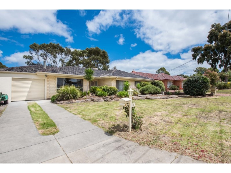 9 Windemere Place, O’halloran Hill SA 5158