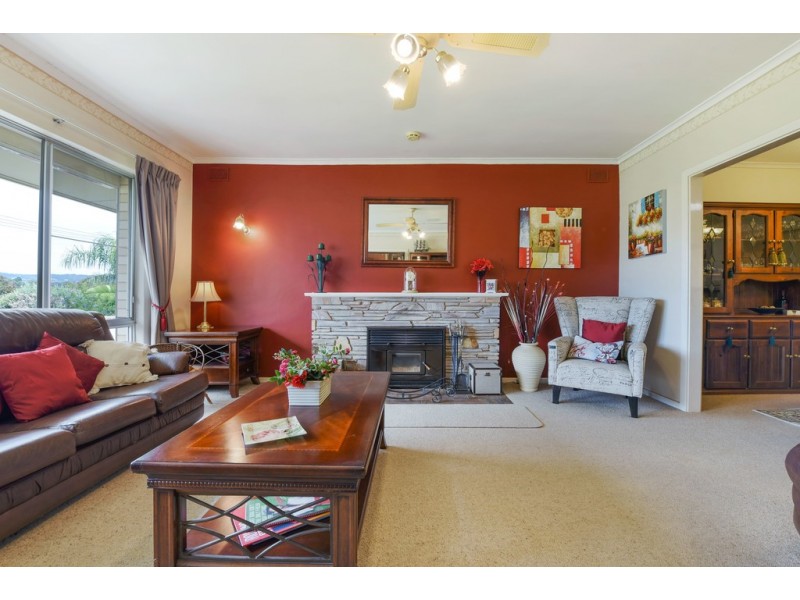 9 Windemere Place, O’halloran Hill SA 5158