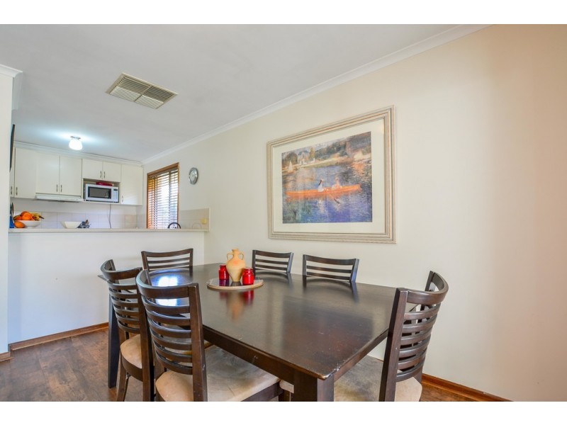 29 Champagne Crescent, Woodcroft SA 5162