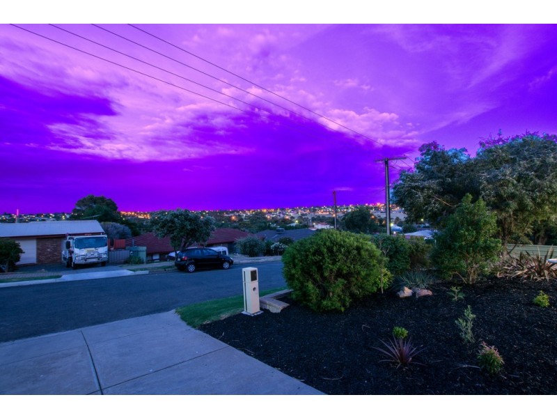 14 Bounty Street, Moana SA 5169