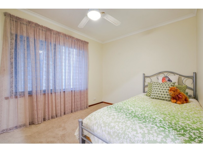 14 Bounty Street, Moana SA 5169