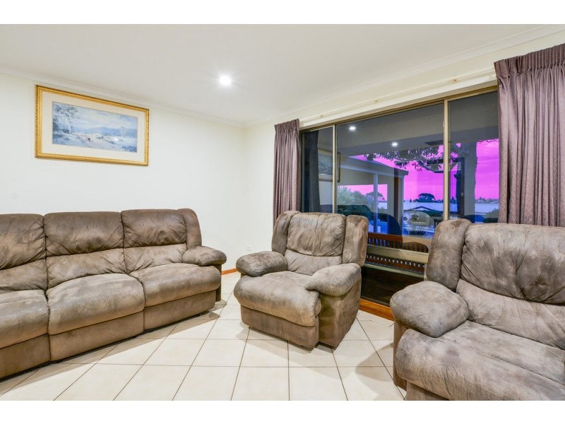 14 Bounty Street, Moana SA 5169
