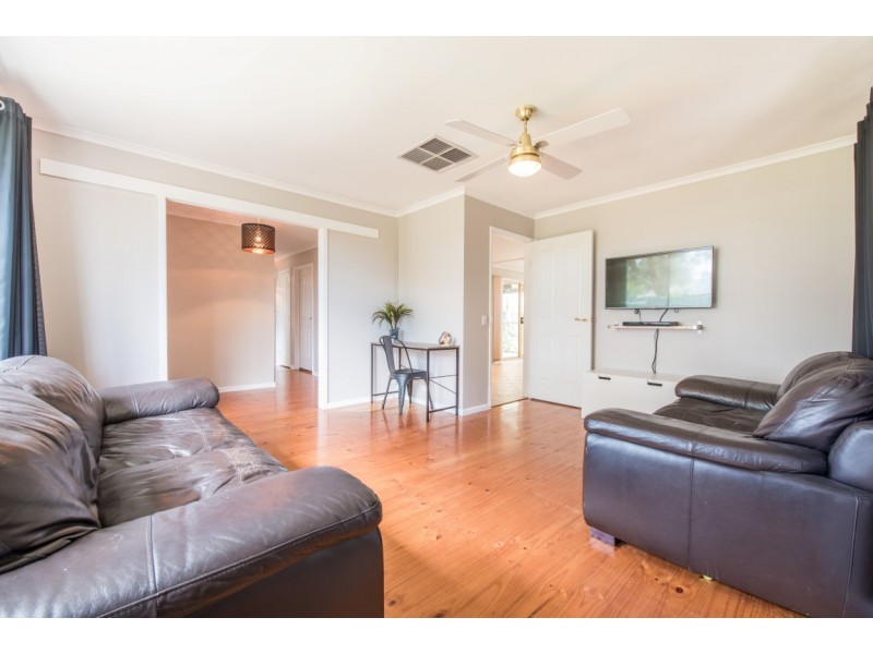 12 Stoneyhill Street, Reynella East SA 5161