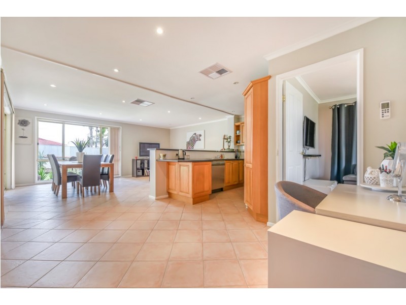 12 Stoneyhill Street, Reynella East SA 5161