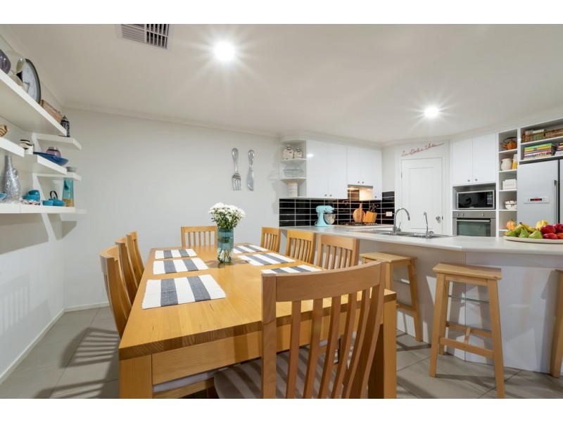 14 Maplewood Court, Flagstaff Hill SA 5159