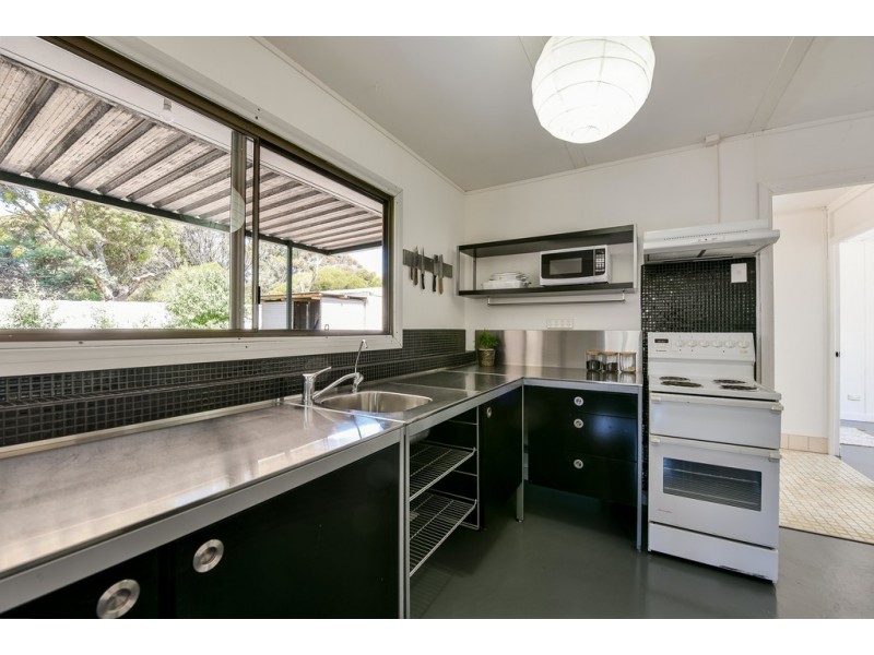 46 Stirling Avenue, Sellicks Beach SA 5174