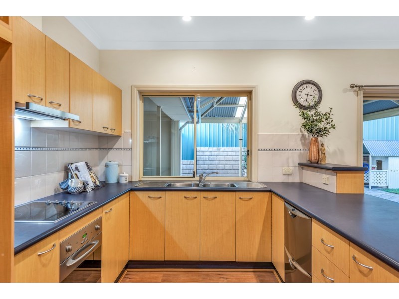 14 Skipper Close, Hallett Cove SA 5158