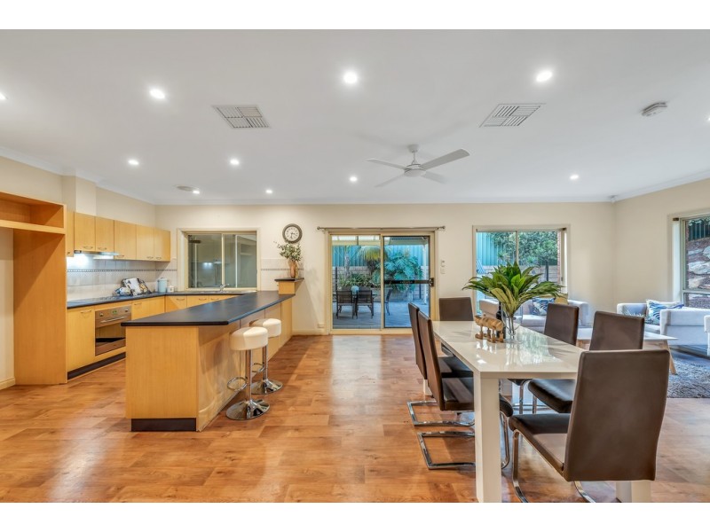 14 Skipper Close, Hallett Cove SA 5158
