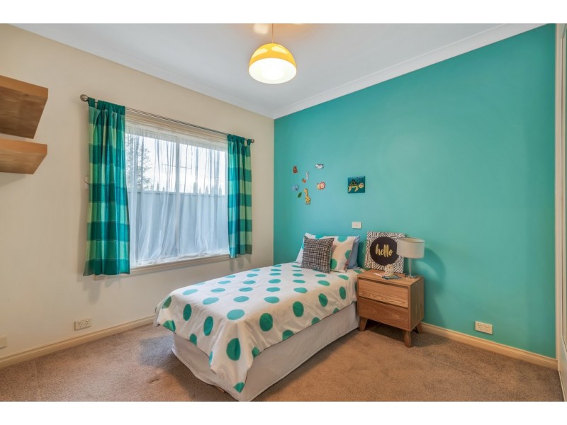 14 Skipper Close, Hallett Cove SA 5158