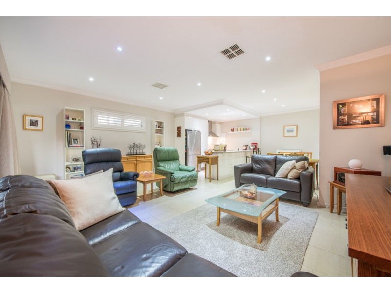 15 Plymouth Avenue, Sturt SA 5047