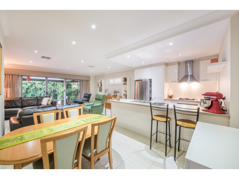 15 Plymouth Avenue, Sturt SA 5047