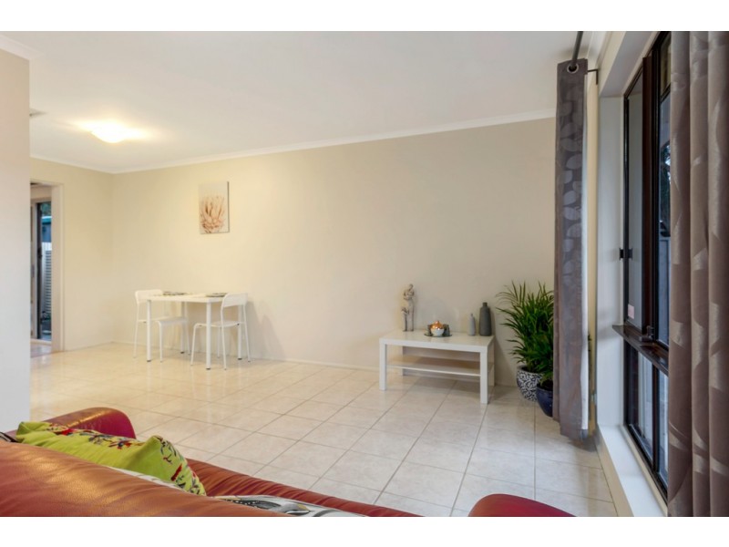 4 Ken Road, Aberfoyle Park SA 5159