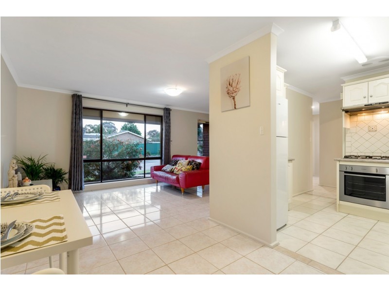 4 Ken Road, Aberfoyle Park SA 5159
