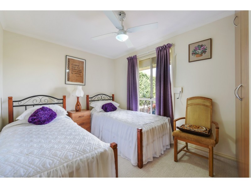 12 Cochrane Avenue, Reynella SA 5161