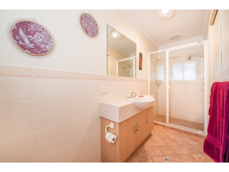 12 Cochrane Avenue, Reynella SA 5161