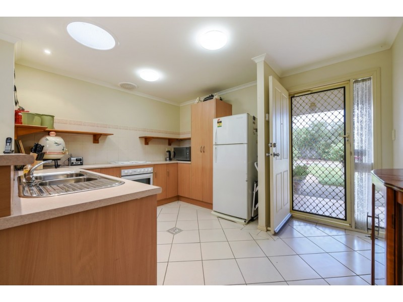 12 Cochrane Avenue, Reynella SA 5161