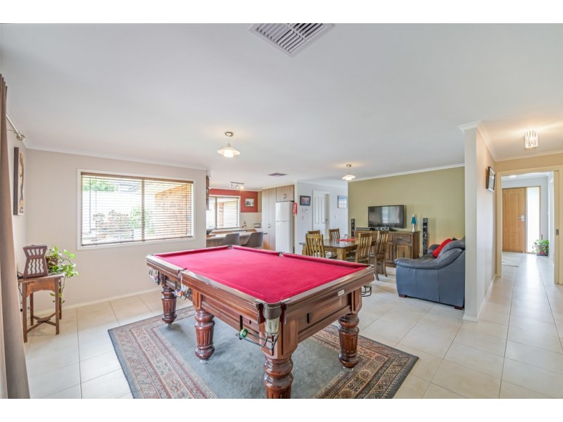 25 Sameden Drive, Noarlunga Downs SA 5168