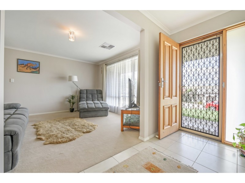 25 Sameden Drive, Noarlunga Downs SA 5168