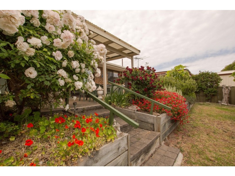 28 Ragamuffin Drive, Hallett Cove SA 5158