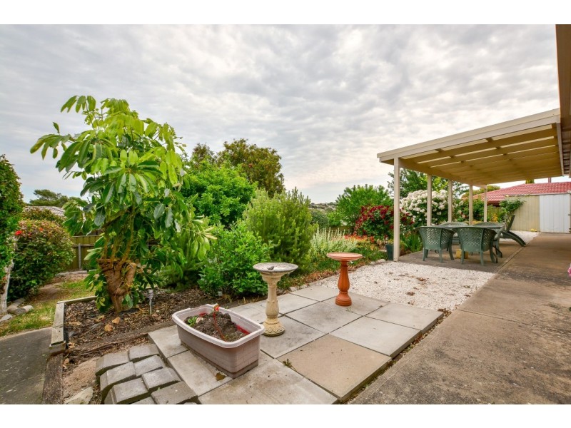 28 Ragamuffin Drive, Hallett Cove SA 5158