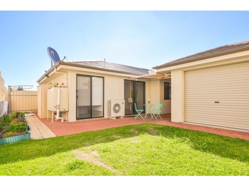 2/7 Sandy Lane, Hackham SA 5163