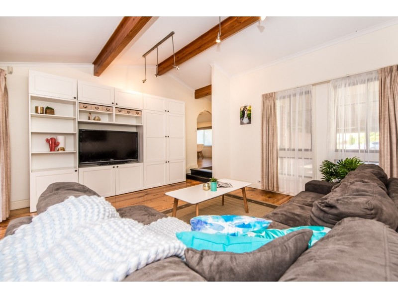 6 Brigadoon Street, Happy Valley SA 5159