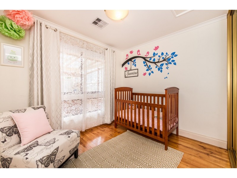 6 Brigadoon Street, Happy Valley SA 5159