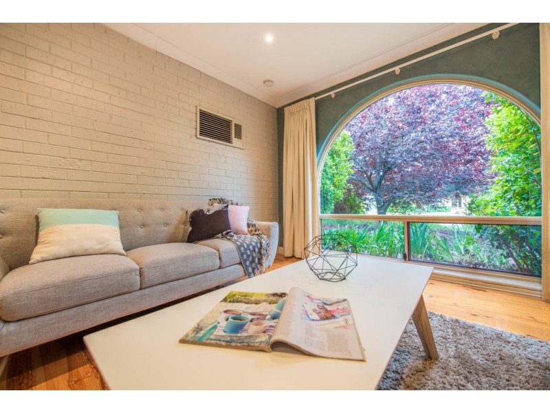 8 Alta Avenue, Happy Valley SA 5159