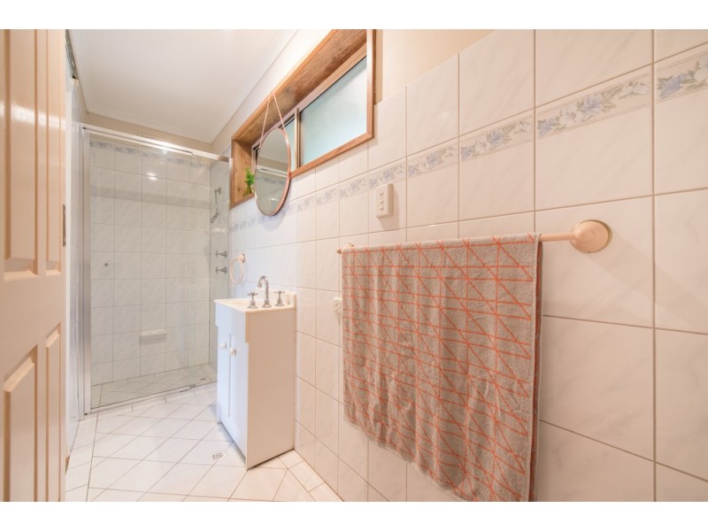 8 Alta Avenue, Happy Valley SA 5159