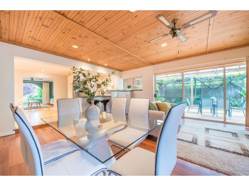 8 Alta Avenue, Happy Valley SA 5159