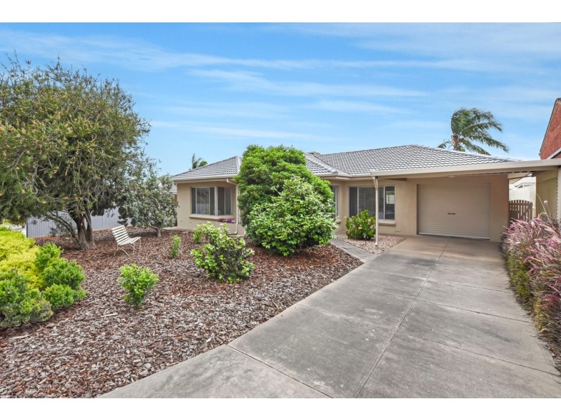 17 Caribbean Crescent, Happy Valley SA 5159