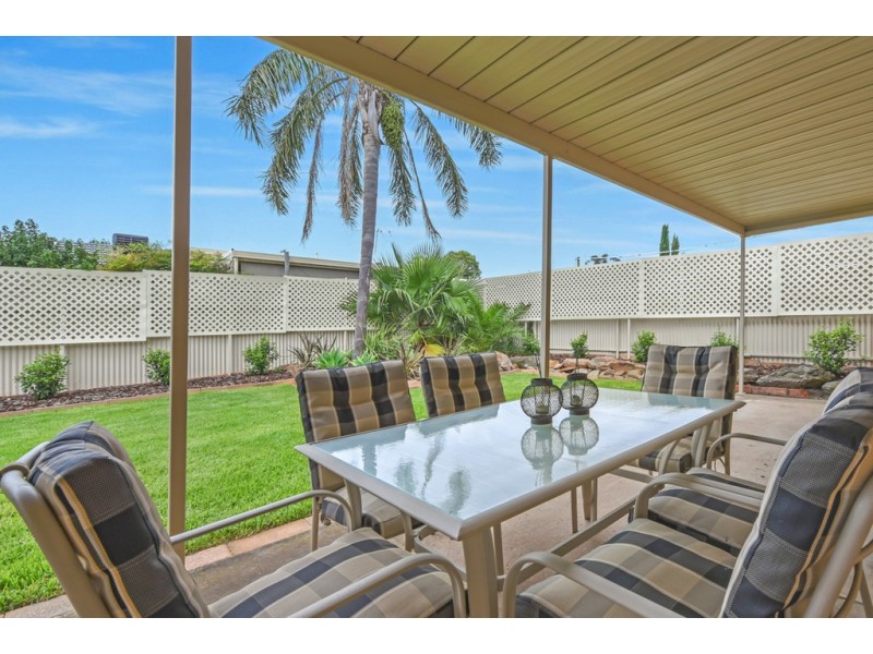 17 Caribbean Crescent, Happy Valley SA 5159