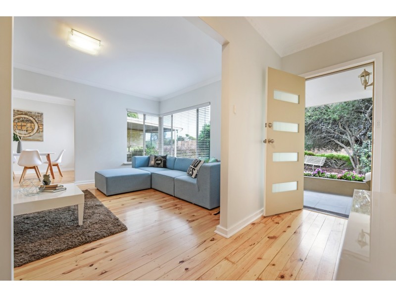 17 Caribbean Crescent, Happy Valley SA 5159