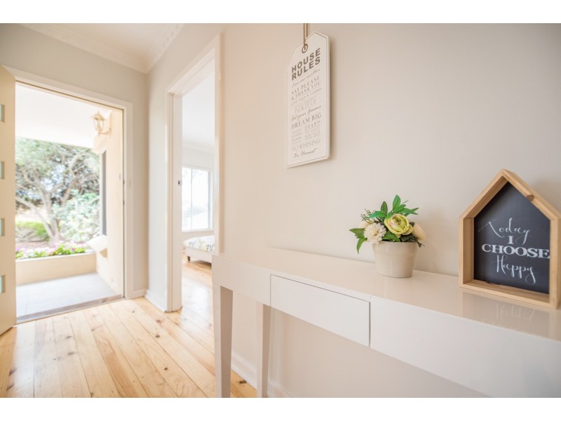 17 Caribbean Crescent, Happy Valley SA 5159