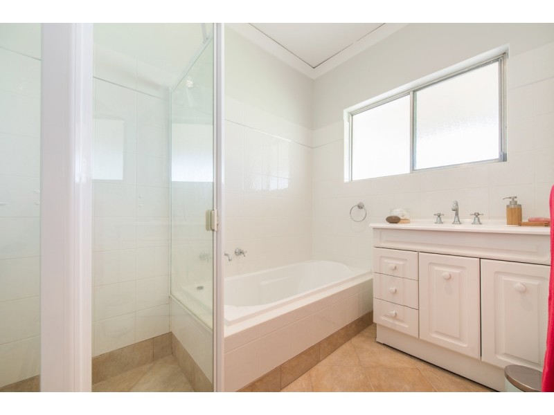 17 Caribbean Crescent, Happy Valley SA 5159