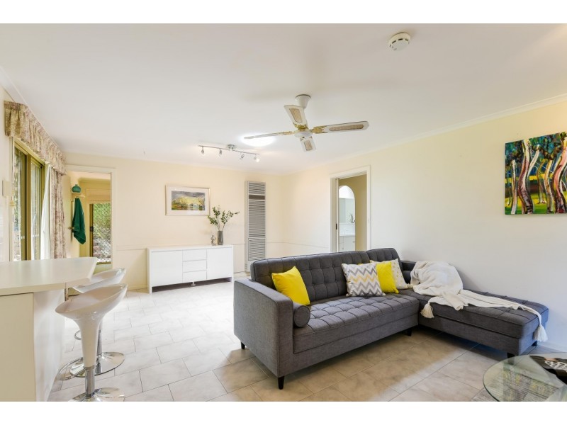 1a Vaucluse Drive, Happy Valley SA 5159