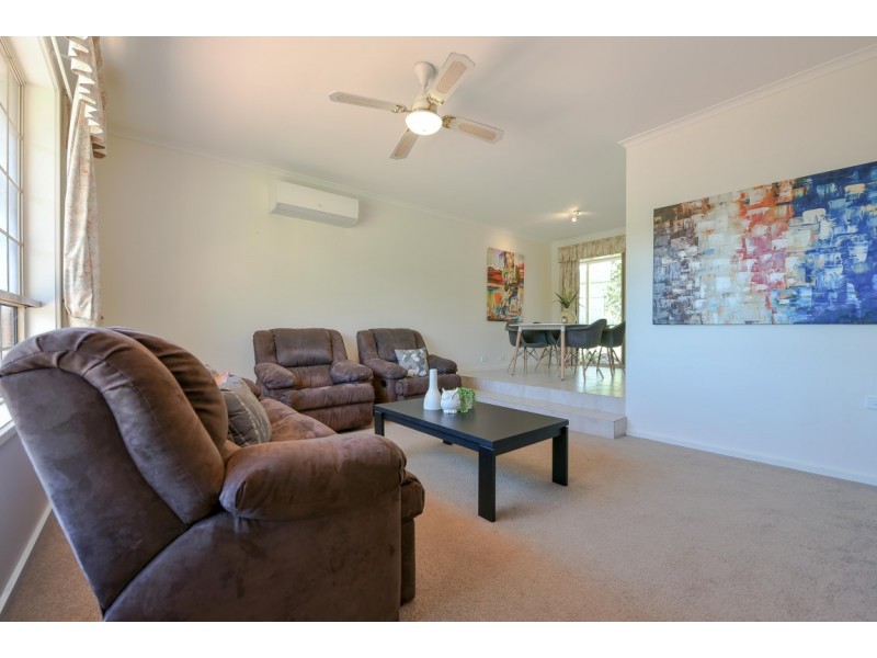 1a Vaucluse Drive, Happy Valley SA 5159