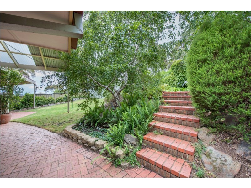 1a Vaucluse Drive, Happy Valley SA 5159