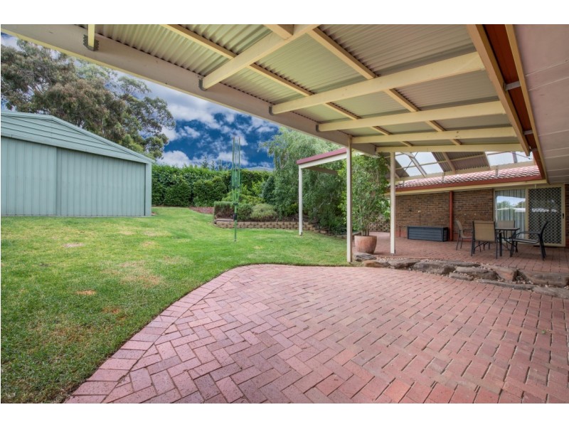 1a Vaucluse Drive, Happy Valley SA 5159