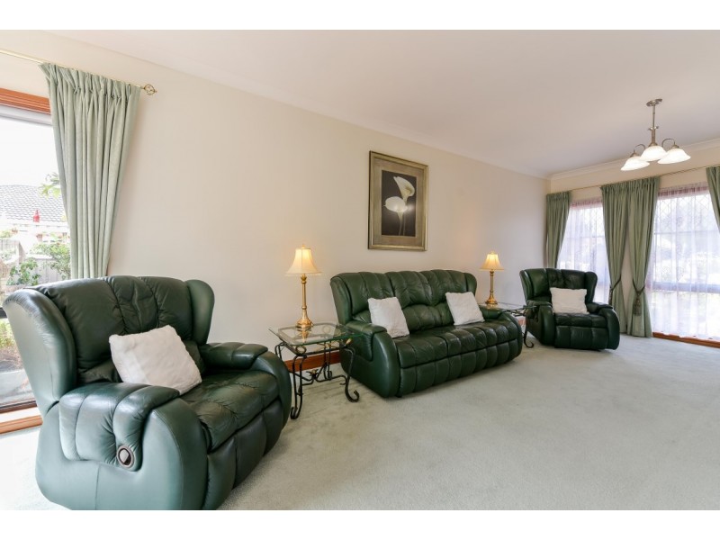 15 Captain Place, Sheidow Park SA 5158