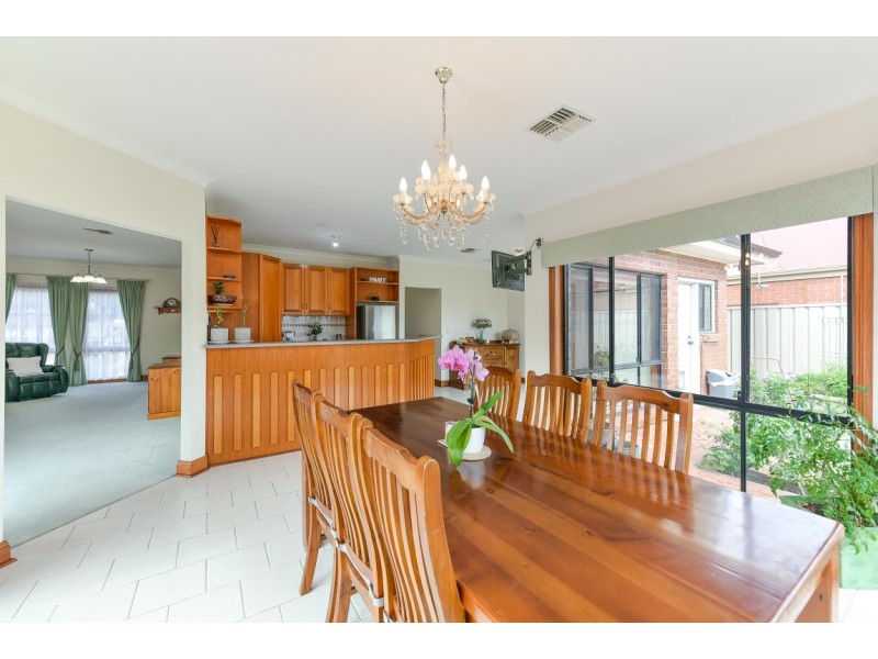 15 Captain Place, Sheidow Park SA 5158