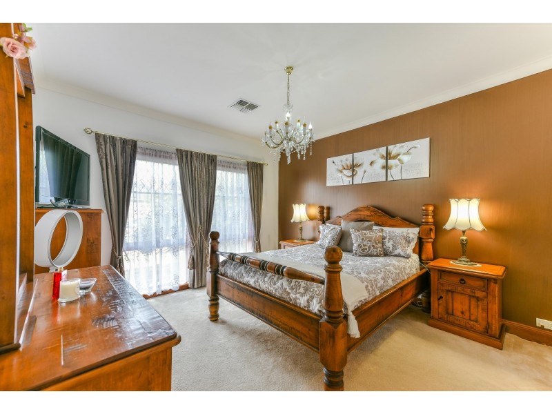 15 Captain Place, Sheidow Park SA 5158