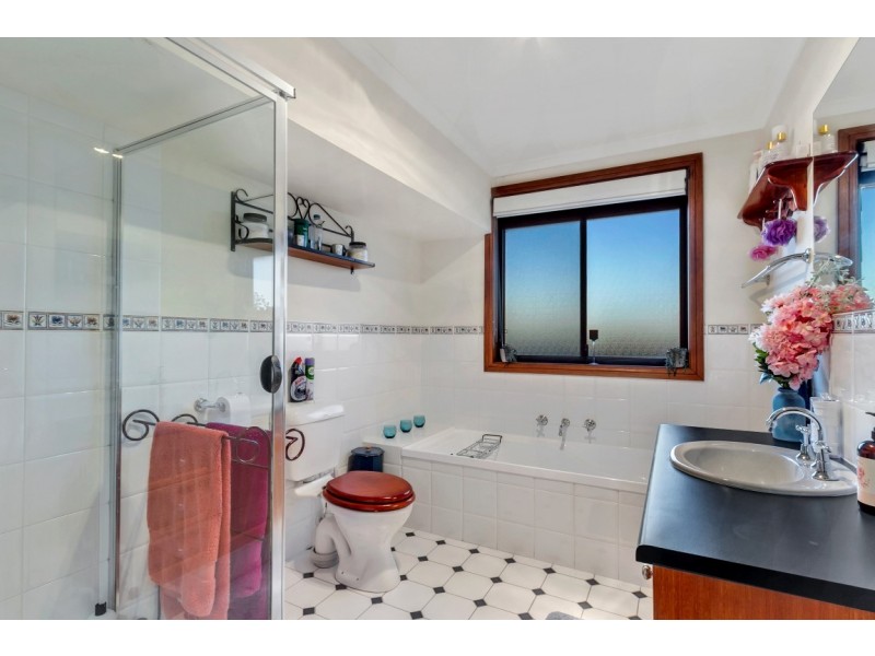 15 Captain Place, Sheidow Park SA 5158