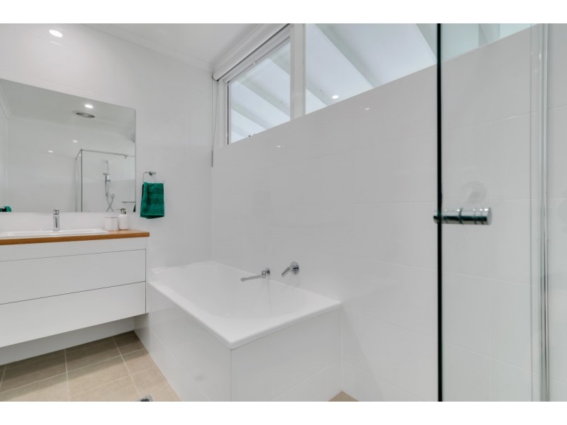 34 Old Drive, Novar Gardens SA 5040