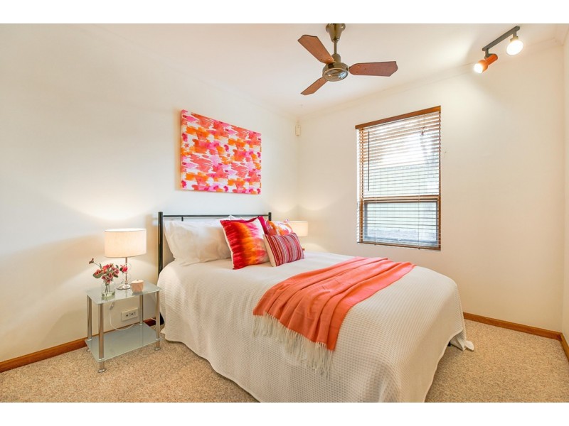 5 Dawson Place, Happy Valley SA 5159