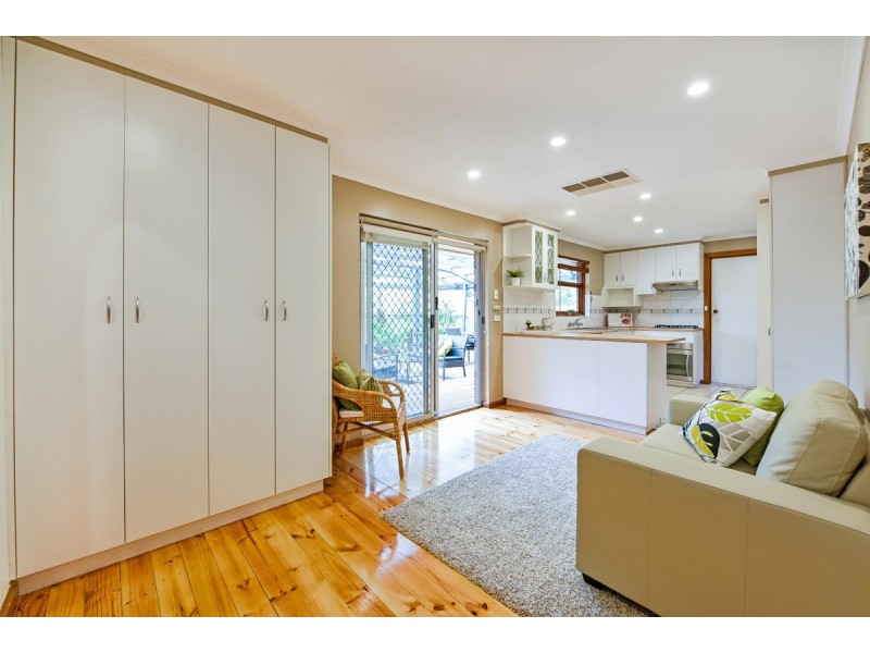 5 Dawson Place, Happy Valley SA 5159