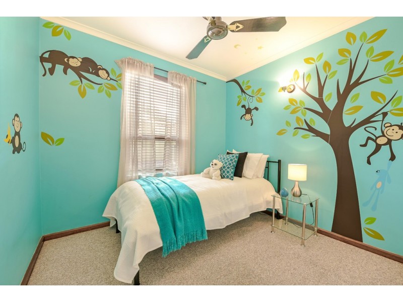 5 Dawson Place, Happy Valley SA 5159