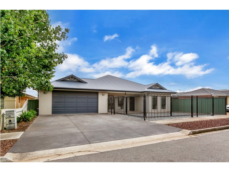 25 Scott Avenue, Clovelly Park SA 5042