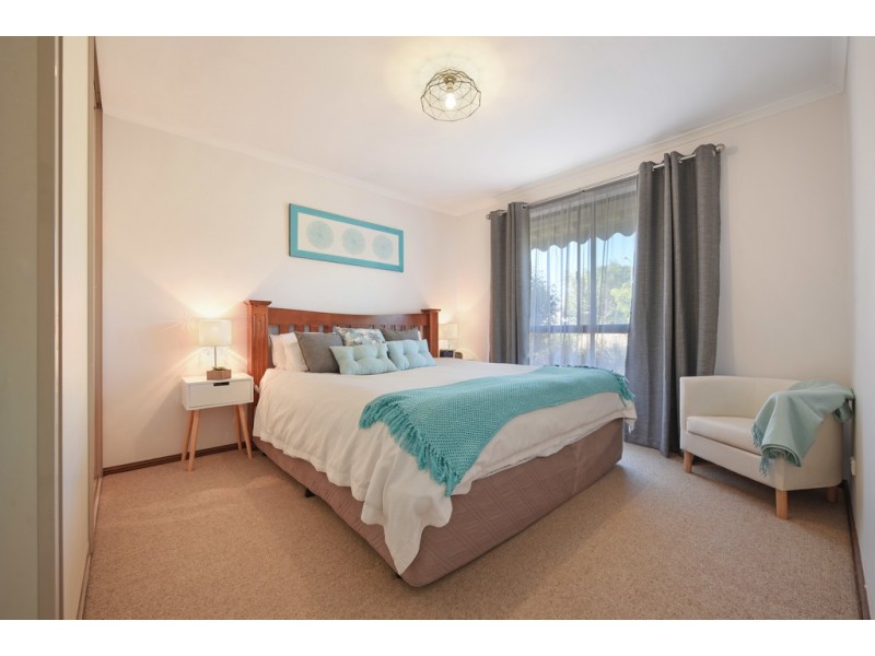 12 Kingsbridge Drive, Morphett Vale SA 5162